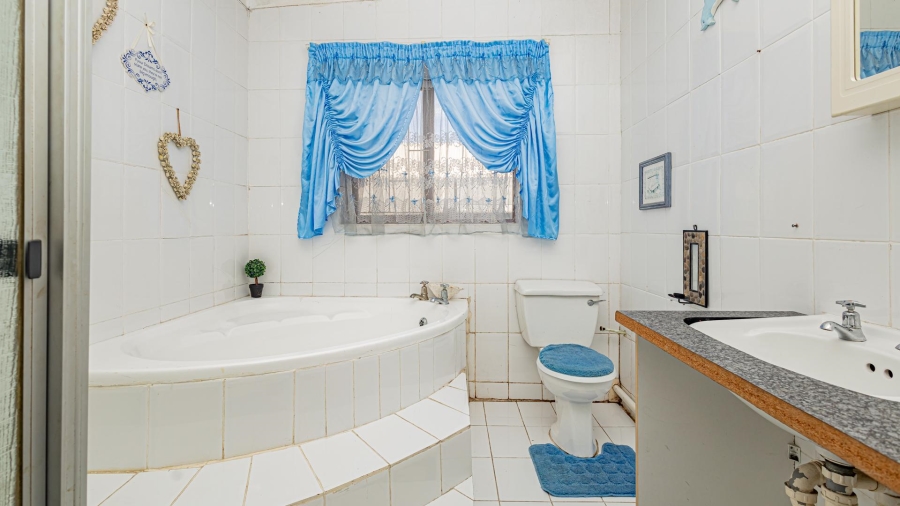 3 Bedroom Property for Sale in Brooklyn Western Cape